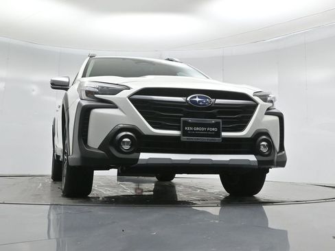 Used 2024 Subaru Outback Touring XT image 46