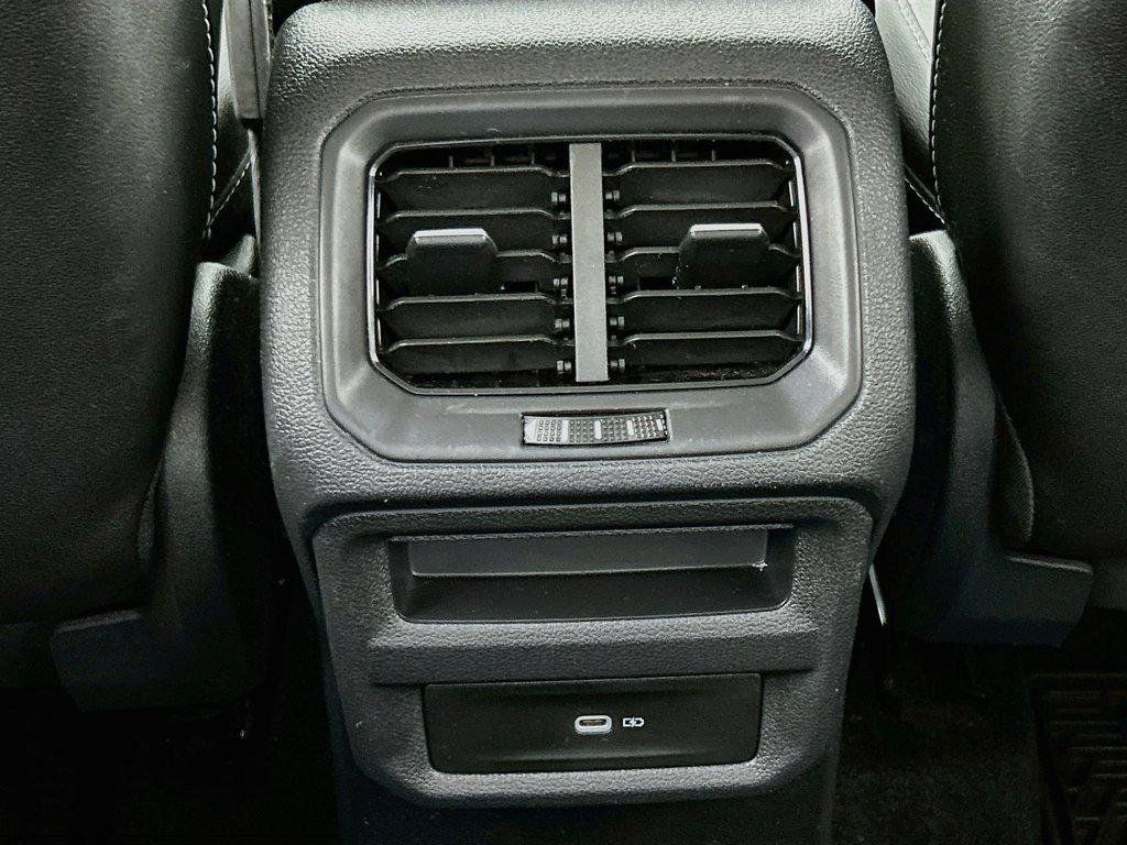 Certified 2023 Volkswagen Taos SEL AWD/4WD image 26