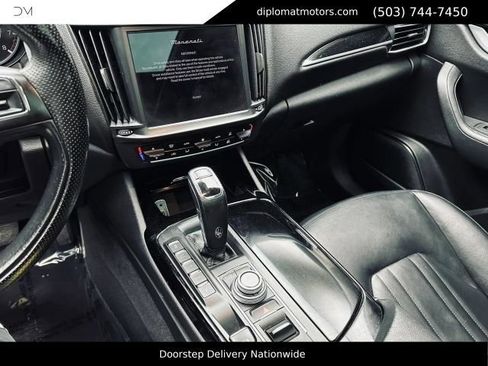 Used 2022 Maserati Levante GT AWD/4WD image 35
