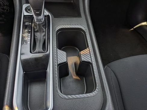 Used 2025 Nissan Sentra SV FWD image 21