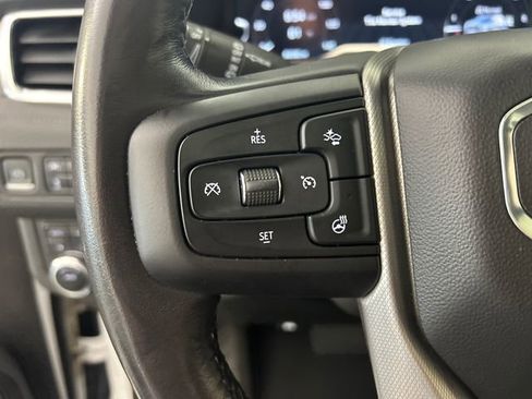 Used 2022 GMC Yukon XL Denali AWD/4WD image 14