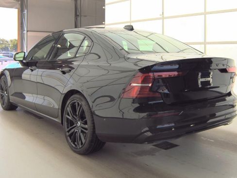 Used 2023 Volvo S60 B5 Plus w/ Climate Package AWD/4WD image 2