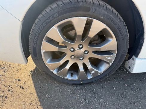 Used 2014 Subaru Impreza 2.0i Sport Premium image 11