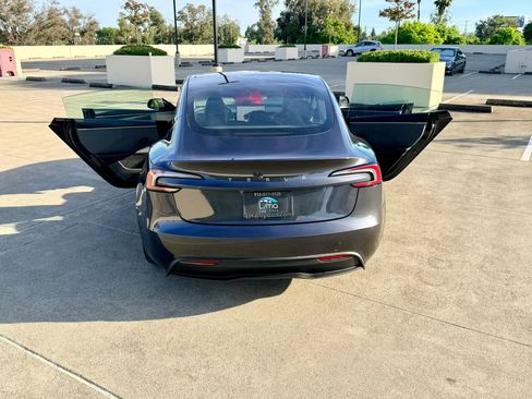 Used 2024 Tesla Model 3 Standard Range RWD image 34
