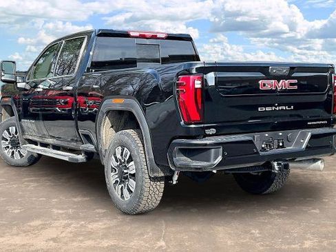 New 2026 GMC Sierra 2500 Denali w/ Technology Package image 3