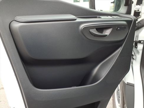 New 2025 Mercedes-Benz Sprinter 2500 image 11