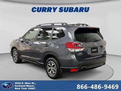 Certified 2023 Subaru Forester Premium AWD/4WD image 3