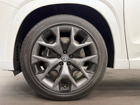 New 2026 Lexus TX 500h AWD image 10