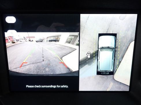 New 2025 Ford Bronco Badlands image 19