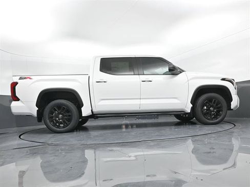 Used 2026 Toyota Tundra SR5 w/ SX Package RWD image 31