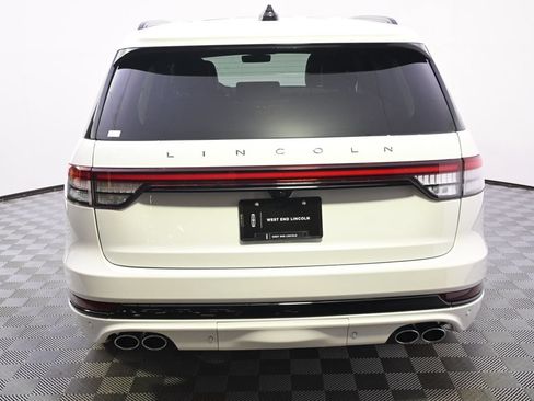 New 2026 Lincoln Aviator Reserve w/ Jet Appearance Package AWD/4WD image 5