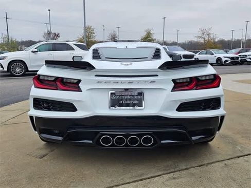 Used 2024 Chevrolet Corvette Z06 w/ Chrome Exterior Badge Package image 7