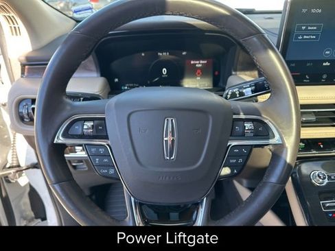 Certified 2023 Lincoln Nautilus Reserve w/ Equipment Group 202A image 22