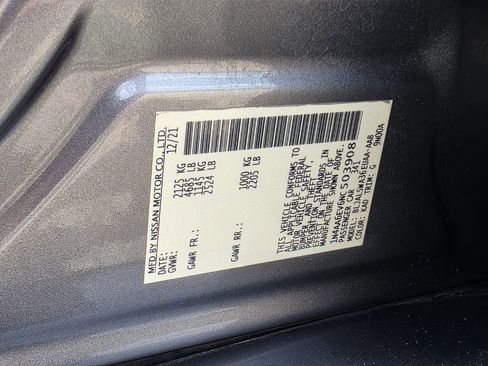 Used 2022 Nissan Maxima SR w/ Sport Mat Group image 39