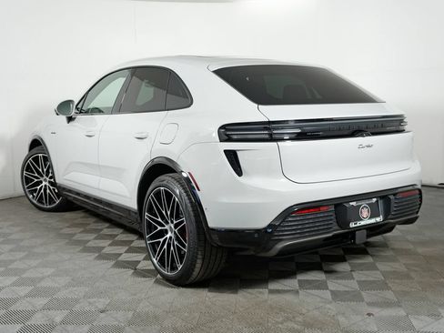Used 2026 Porsche Macan Turbo Electric AWD/4WD image 3