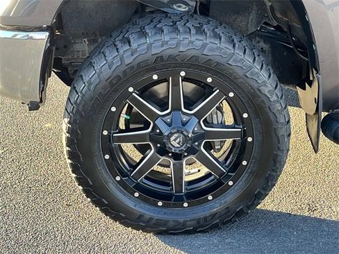 Used 2019 Toyota Tundra Limited image 11