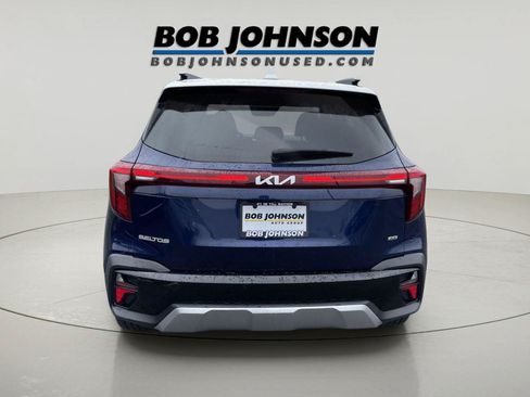 Used 2024 Kia Seltos SX AWD/4WD image 4