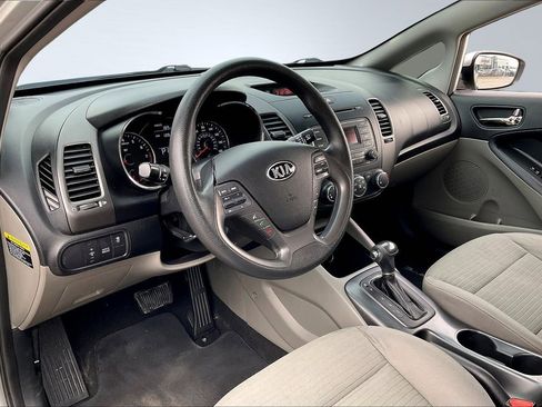 Used 2014 Kia Forte LX w/ Popular Package image 12