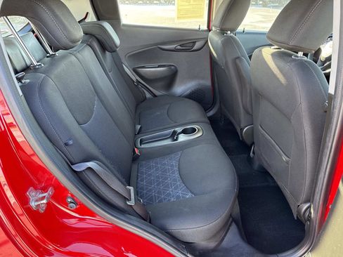 Used 2019 Chevrolet Spark LT image 19