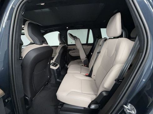 New 2026 Volvo XC90 T8 Ultra w/ Lounge Package AWD/4WD image 12