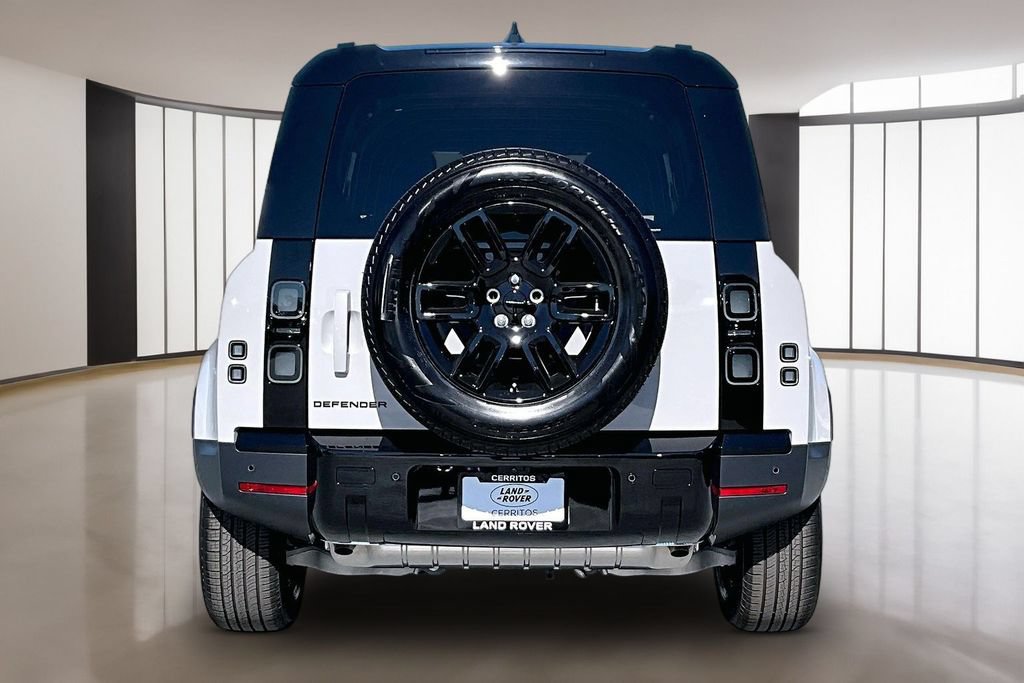 New 2026 Land Rover Defender 110 S AWD/4WD image 4