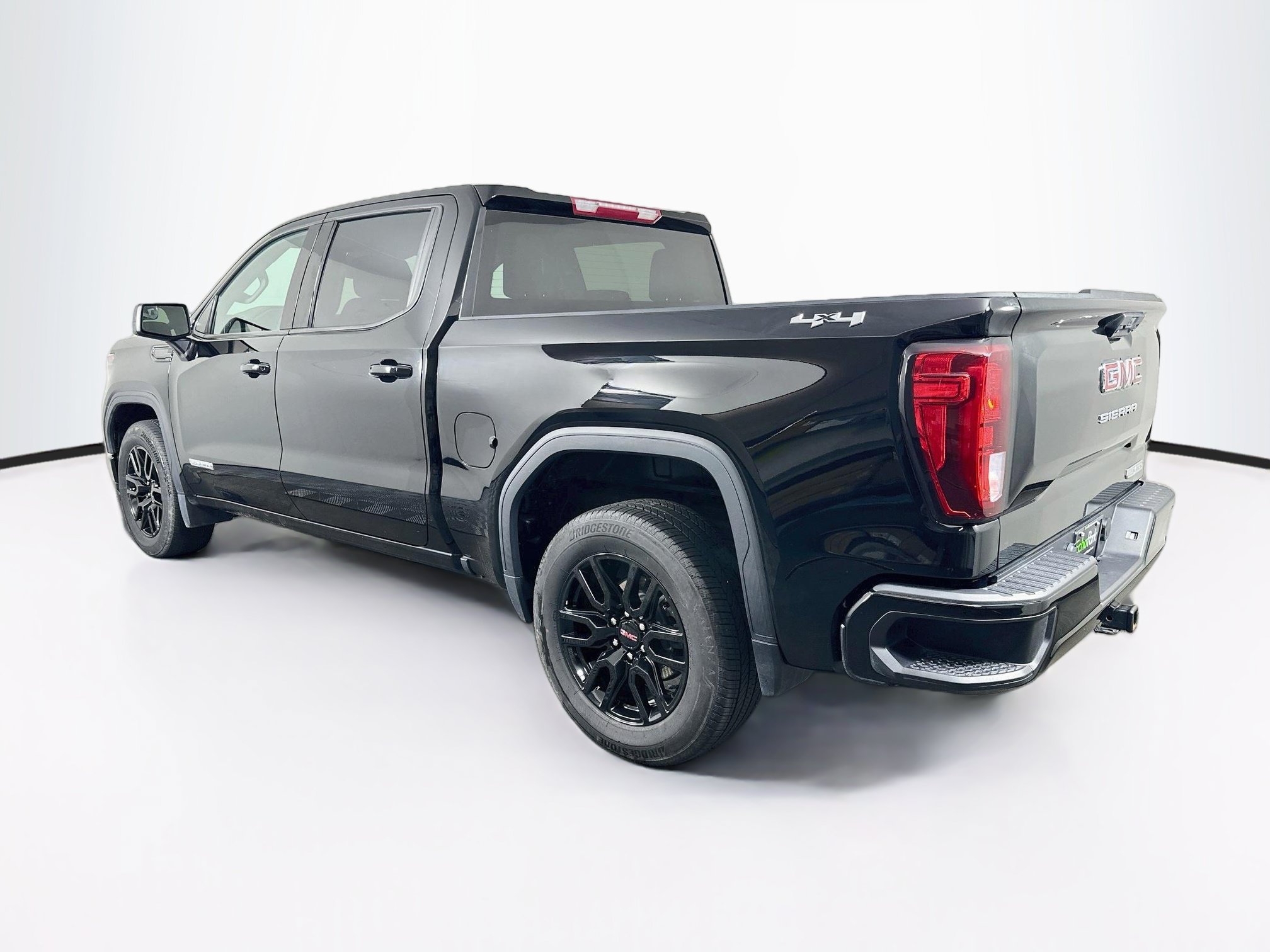 Used 2024 GMC Sierra 1500 Elevation AWD/4WD image 5