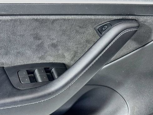 Used 2023 Tesla Model 3 Standard Range RWD image 13