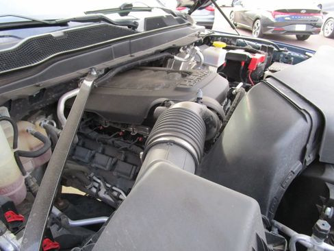 Used 2022 RAM 2500 Limited AWD/4WD image 49