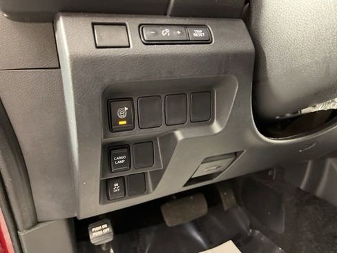 Used 2023 Nissan Frontier SV w/ Technology Package image 30