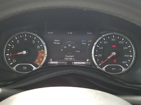 Used 2022 Jeep Renegade Altitude w/ Sun/Sound Group AWD/4WD image 10