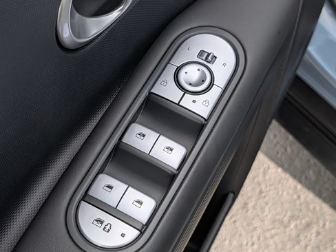 Certified 2024 Hyundai Ioniq 5 SEL RWD image 18