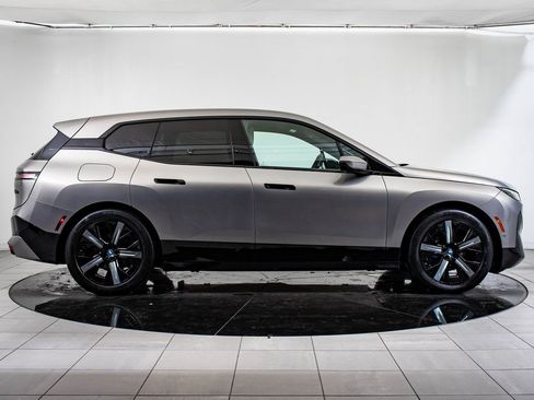 Used 2023 BMW iX M60 image 6