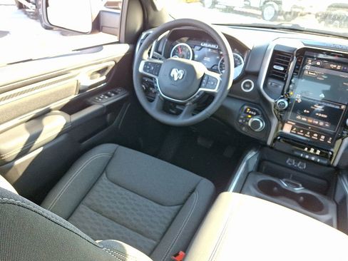 New 2026 RAM 1500 4x4 Crew Cab image 10