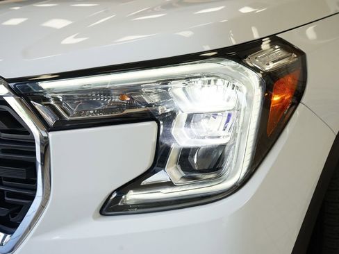 Used 2022 GMC Terrain SLE w/ Driver Convenience Package AWD/4WD image 21