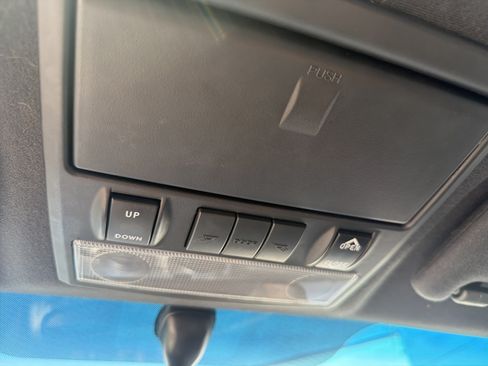 Used 2004 Hyundai Tiburon GT FWD image 18