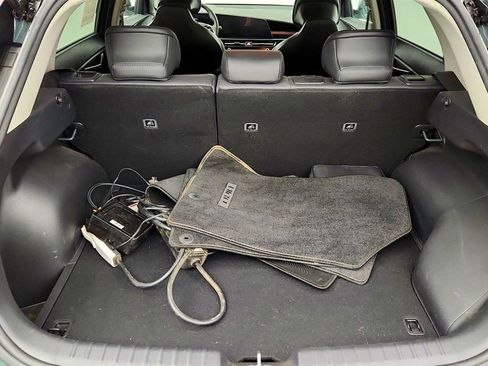 Used 2023 Kia Niro EX image 21