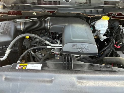 Used 2022 RAM 1500 Warlock AWD/4WD image 35