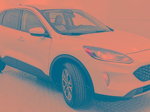 Certified 2022 Ford Escape SEL AWD/4WD image 1