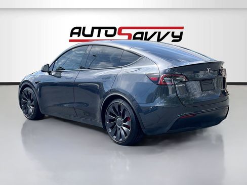 Used 2024 Tesla Model Y Performance AWD/4WD image 5