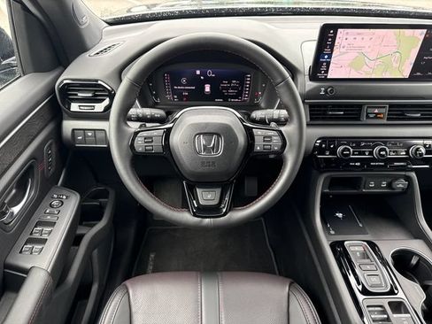 Used 2026 Honda Pilot Black Edition image 20