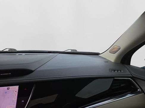 Used 2025 Cadillac XT6 Premium Luxury AWD/4WD image 35