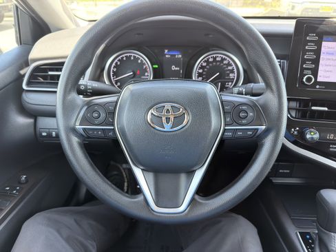 Used 2022 Toyota Camry LE w/ Convenience Package FWD image 26
