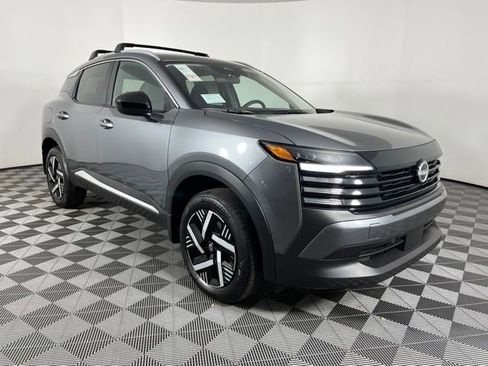 New 2026 Nissan Kicks SV w/ Cold Weather Package FWD image 3