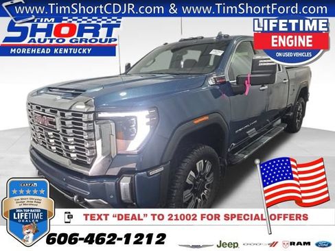 Used 2024 GMC Sierra 2500 Denali AWD/4WD image 1