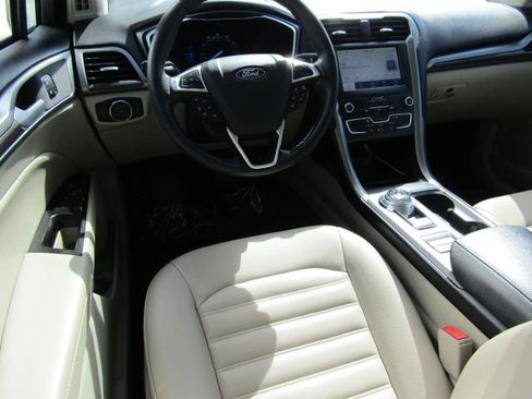 Certified 2020 Ford Fusion SEL FWD image 2