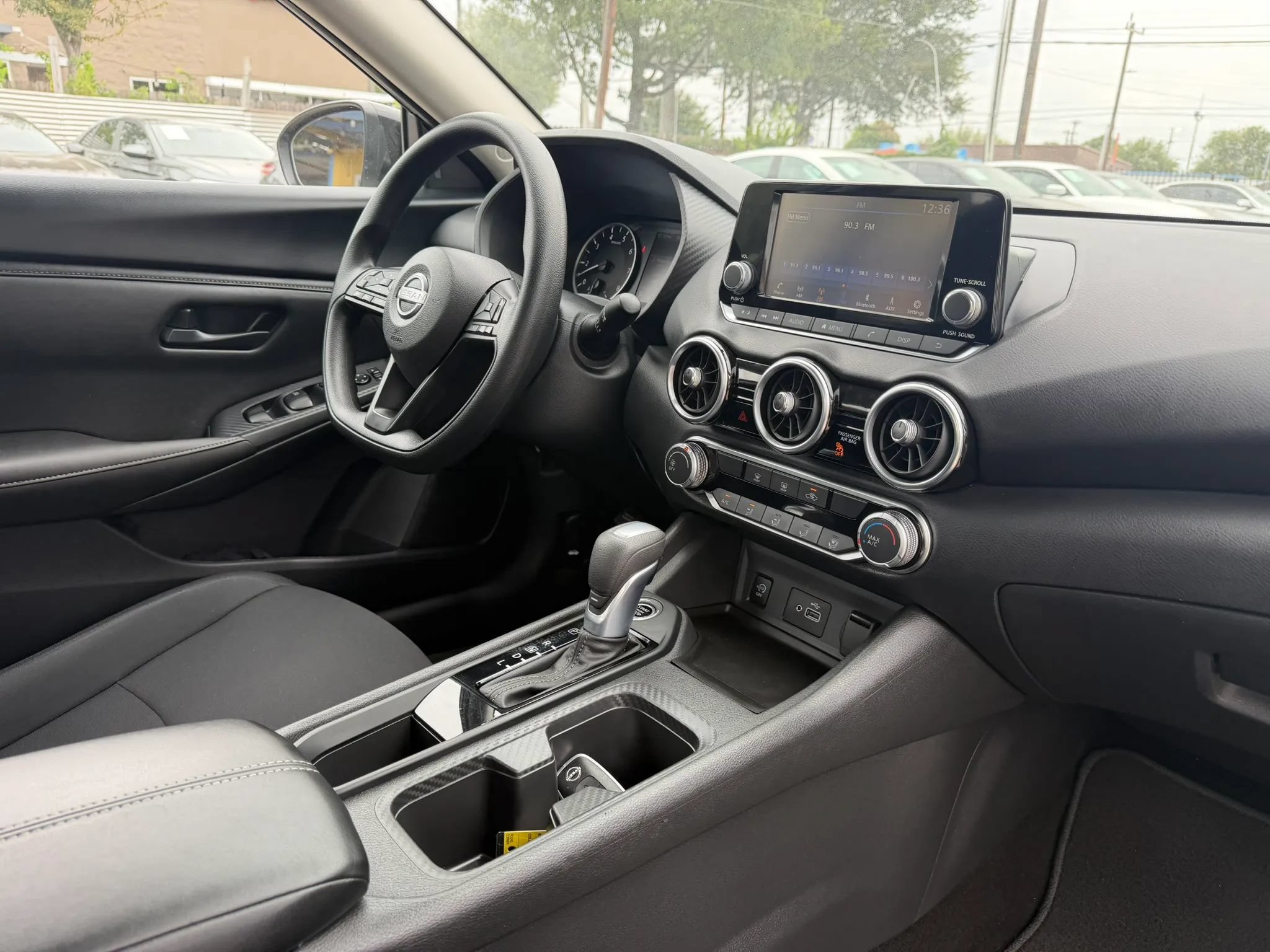 Used 2025 Nissan Sentra S FWD image 17