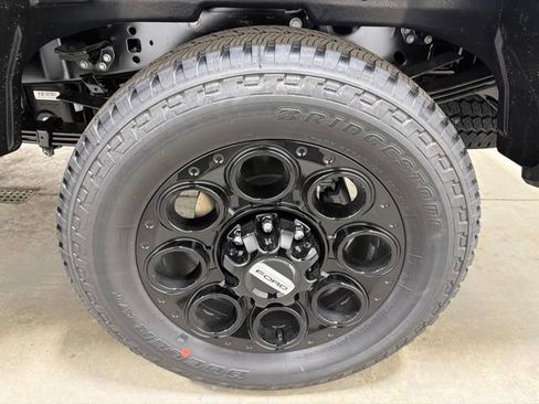 New 2026 Ford F350 XLT w/ XLT Premium Package AWD/4WD image 8