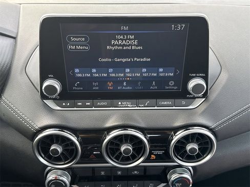 Used 2023 Nissan Sentra SV image 12