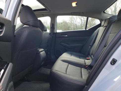 Used 2023 Nissan Altima 2.5 SR w/ SR Premium Package AWD/4WD image 10