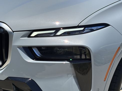 Certified 2026 BMW X7 M60i AWD/4WD image 6